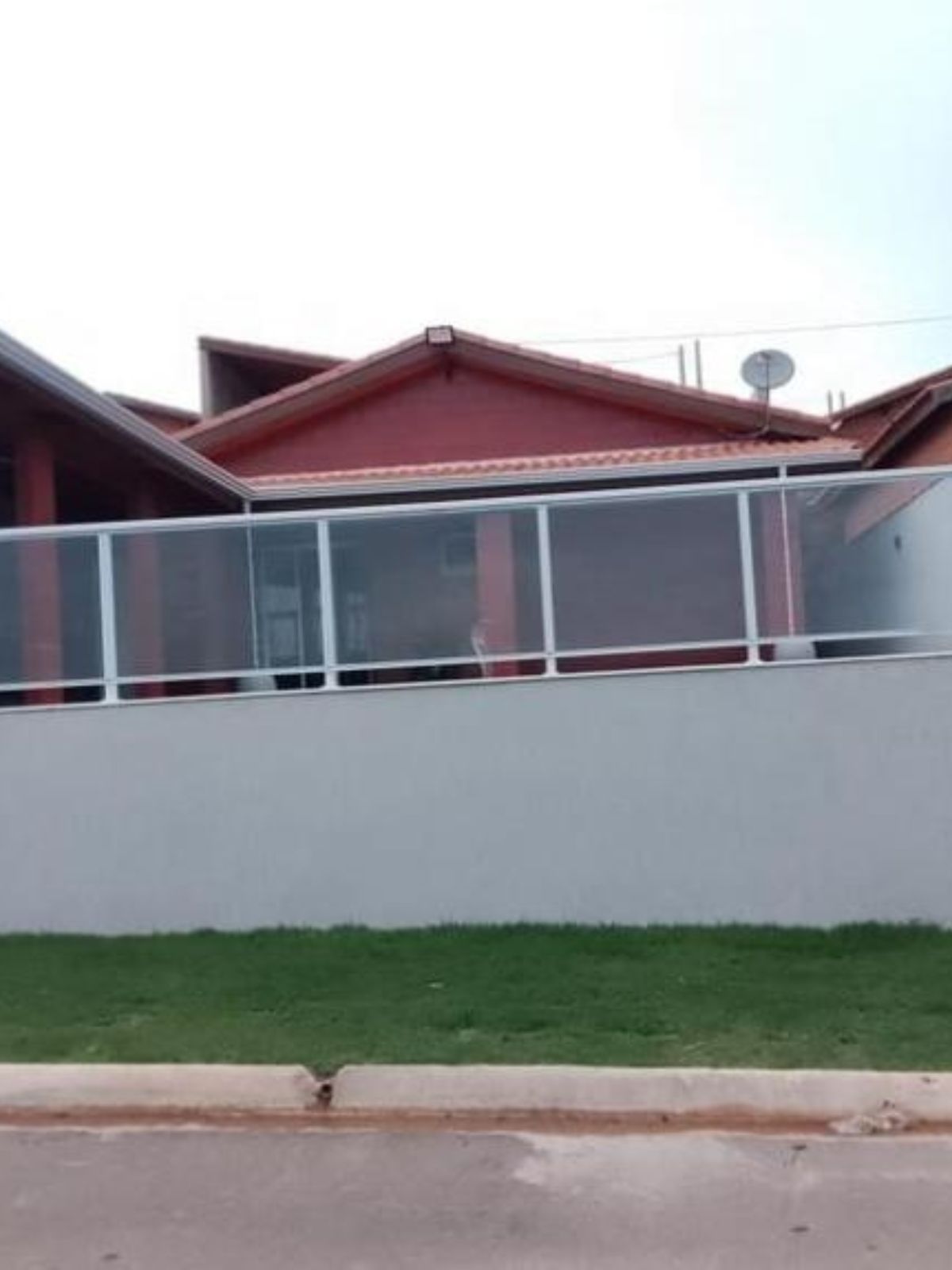 Guarda corpo de vidro em varanda